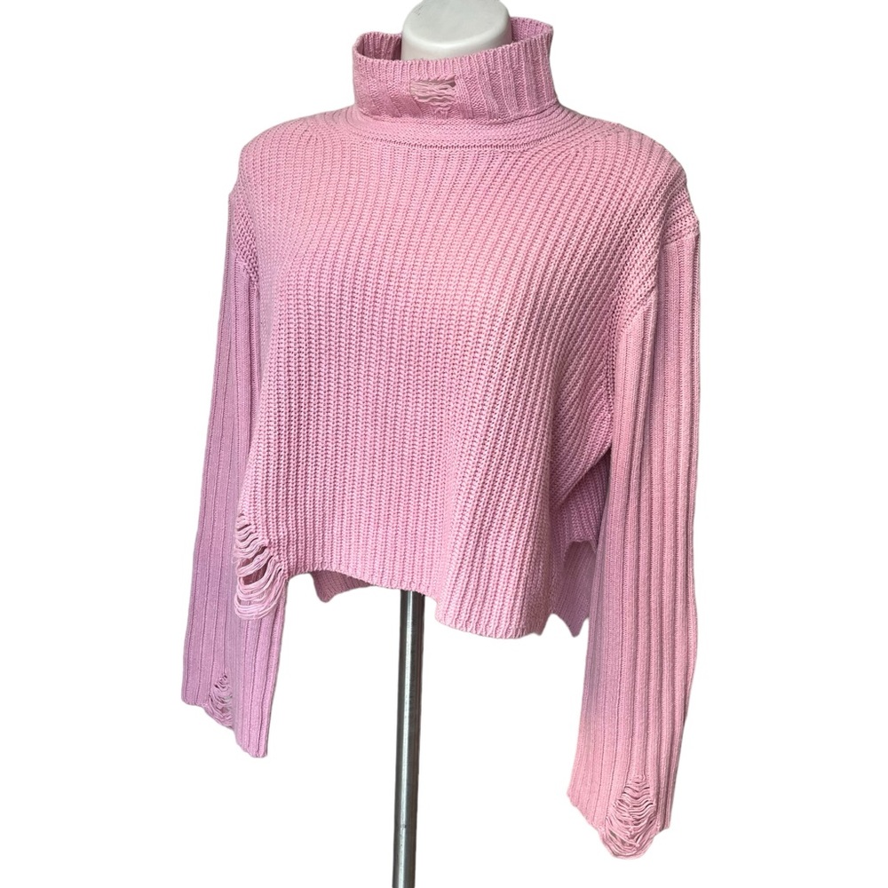 POL Chunky Mock Turtleneck Wide Sleeve Cropped Hi-Low Hem Distressed Sweater - Picture 6 of 16
